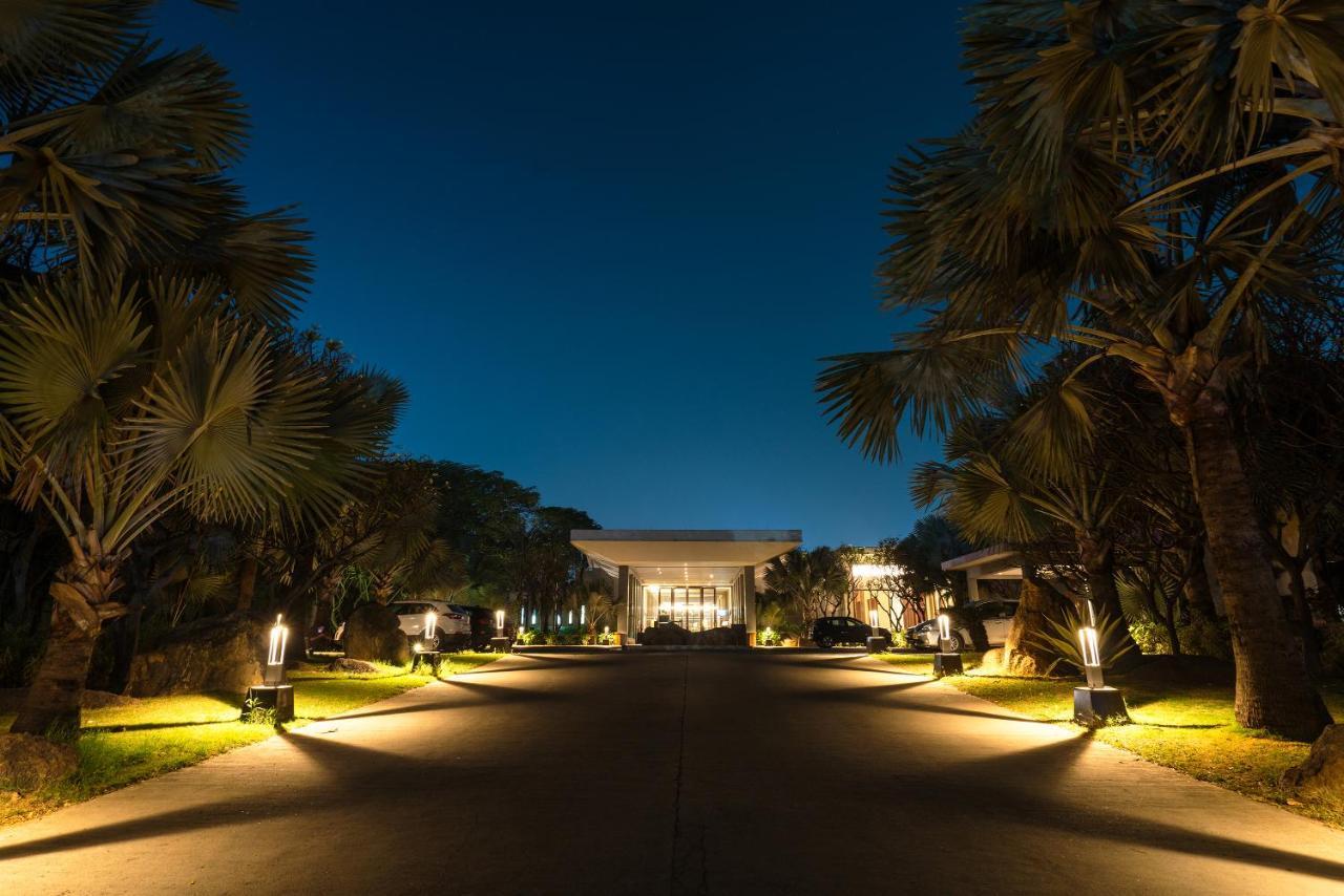 Отель Hyatt Hyderabad Gachibowli Экстерьер фото